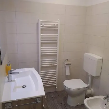 Nono Tilio Bed & Breakfast